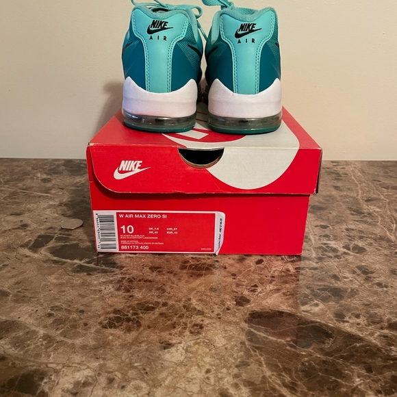 SHOES - Picture 16 of 16